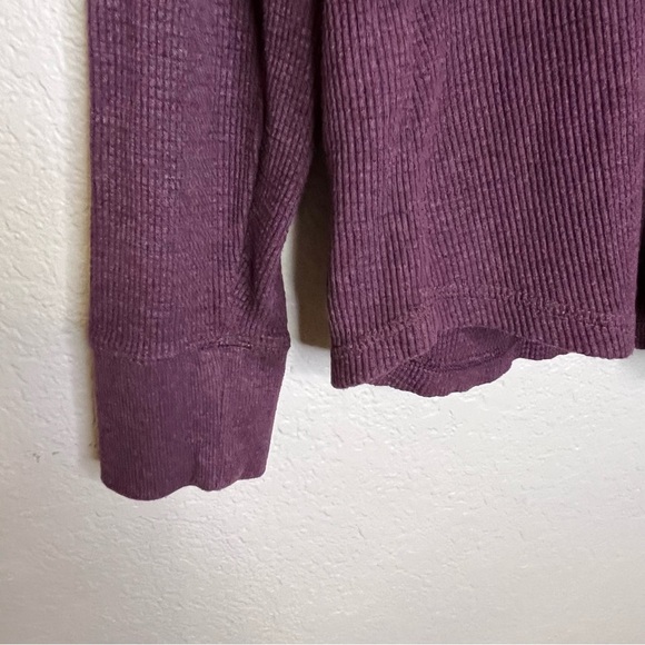 Eddie Bauer Waffle Knit Purple Long Sleeve Women's V-Neck Top Size Medium - Picture 6 of 14